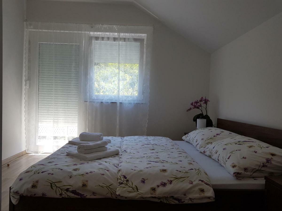 Apartmani Hrsak Krapina Exterior photo