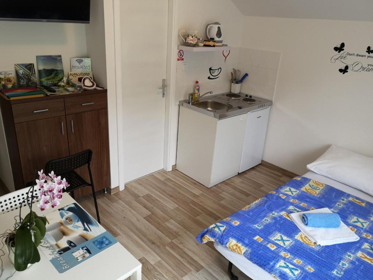 Apartmani Hrsak Krapina Exterior photo